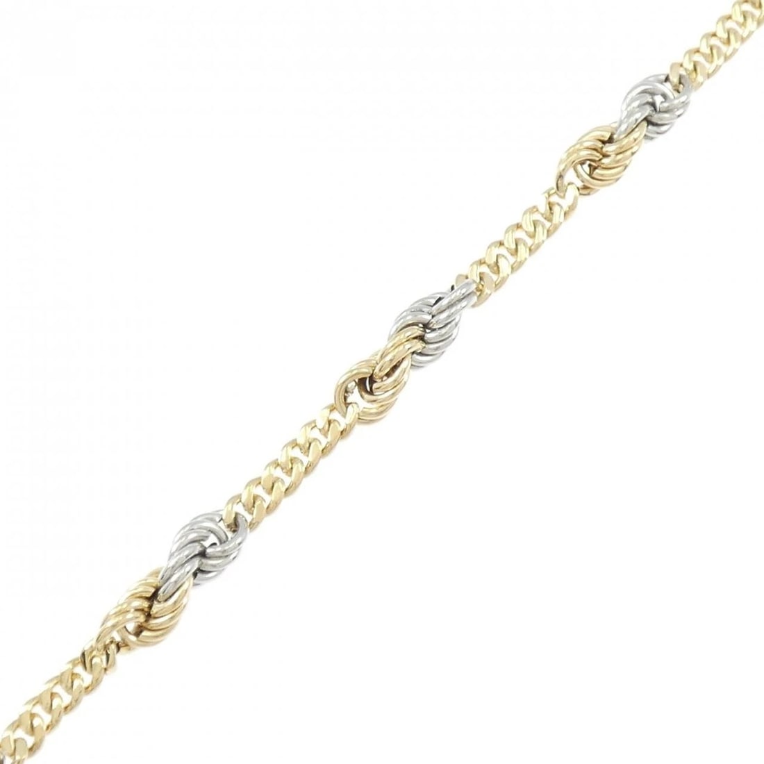 K18YG/PT850 BRACELET: K18YG/PT850 bracelet Brand: Unbranded Type: Bracelet Material: K18YG/PT850, Color: YG,Silver Size: Actual Size Max width approx.: 5.1mm 18cm Accessories: None Accessories Notice: When purchasing
