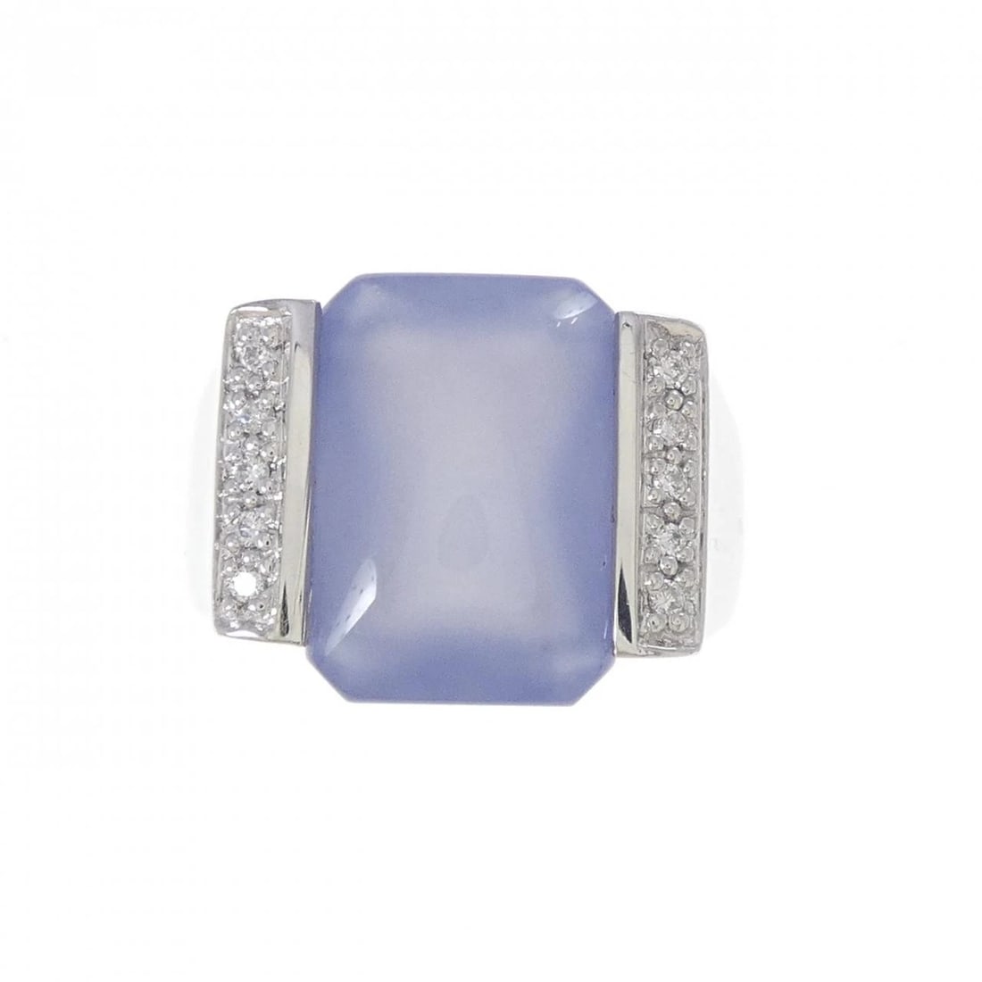K18WG CHALCEDONY RING (1 of 2)