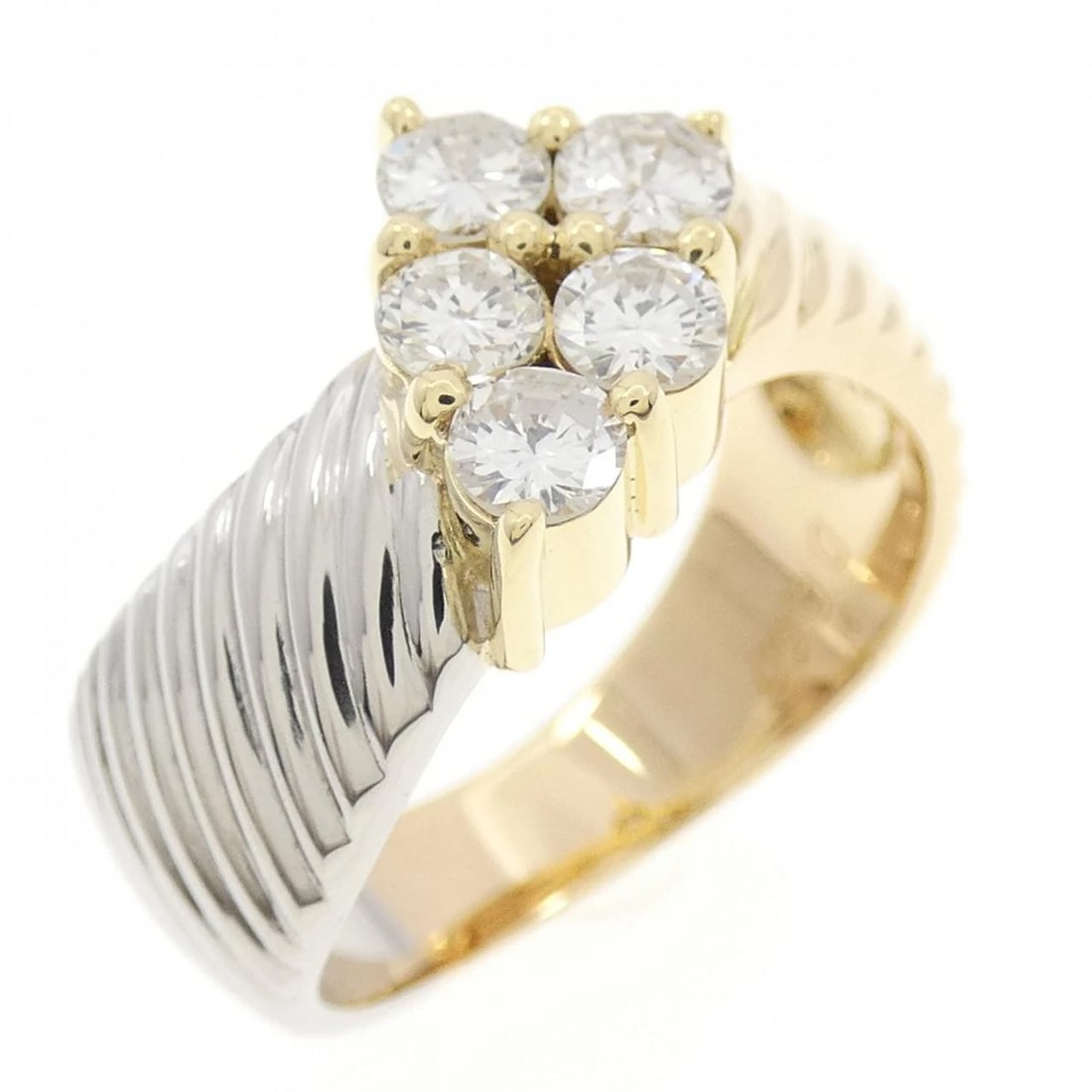 K18YG/PT900 DIAMOND RING: K18YG/PT900 Diamond Ring Brand: Unbranded Type: Diamond Ring Material: K18YG/PT900, Main Stone/Creation Natural Color: YG,Silver Size: US6 1/2 Accessories: None Accessories Notice: When pu
