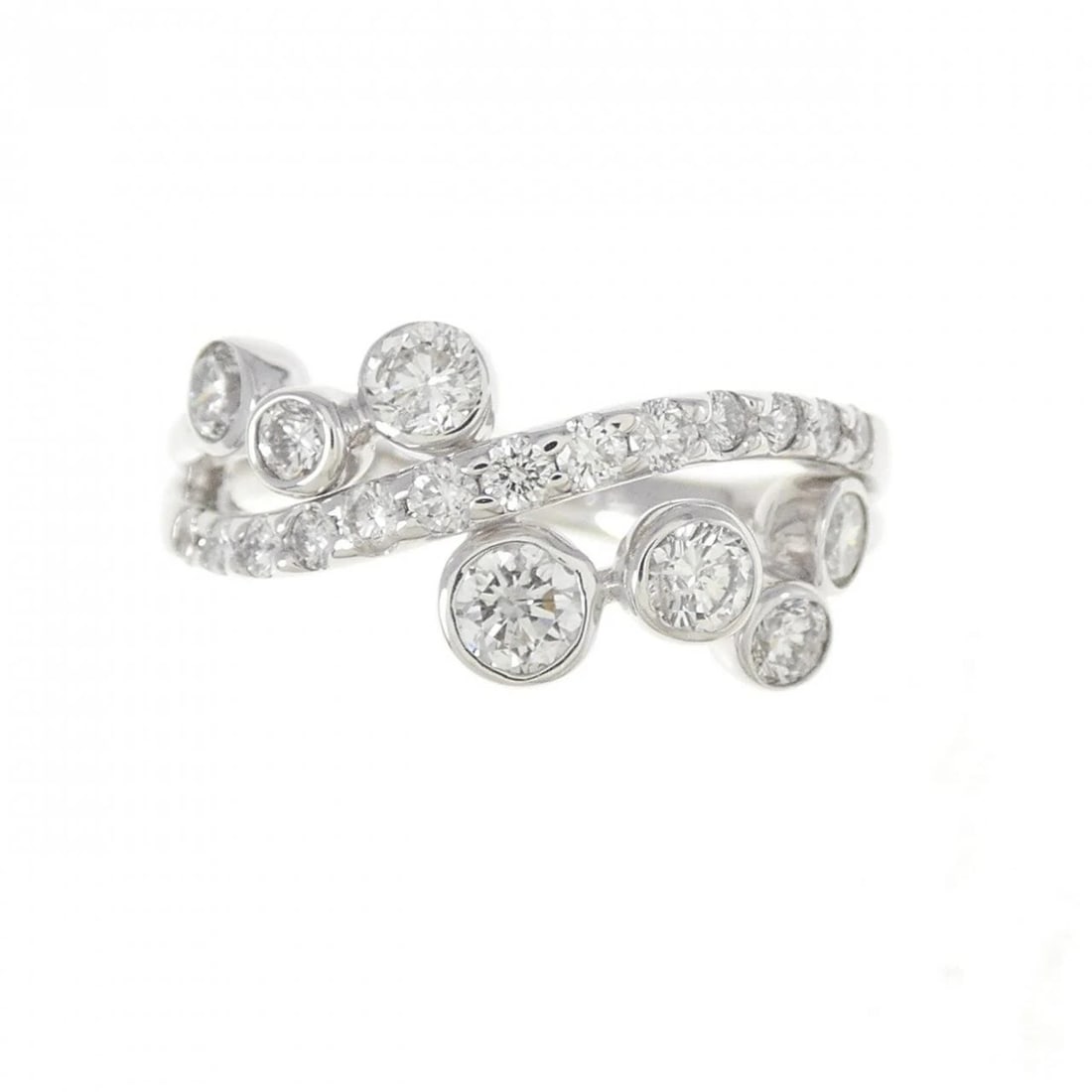 K18WG DIAMOND RING: K18WG Diamond Ring Brand: Unbranded Type: Diamond ring Material: K18WG, Main Stone/Creation Natural Color: white Gold Size: US5 1/4 Accessories: None Accessories Notice: When purchasing pre-owned