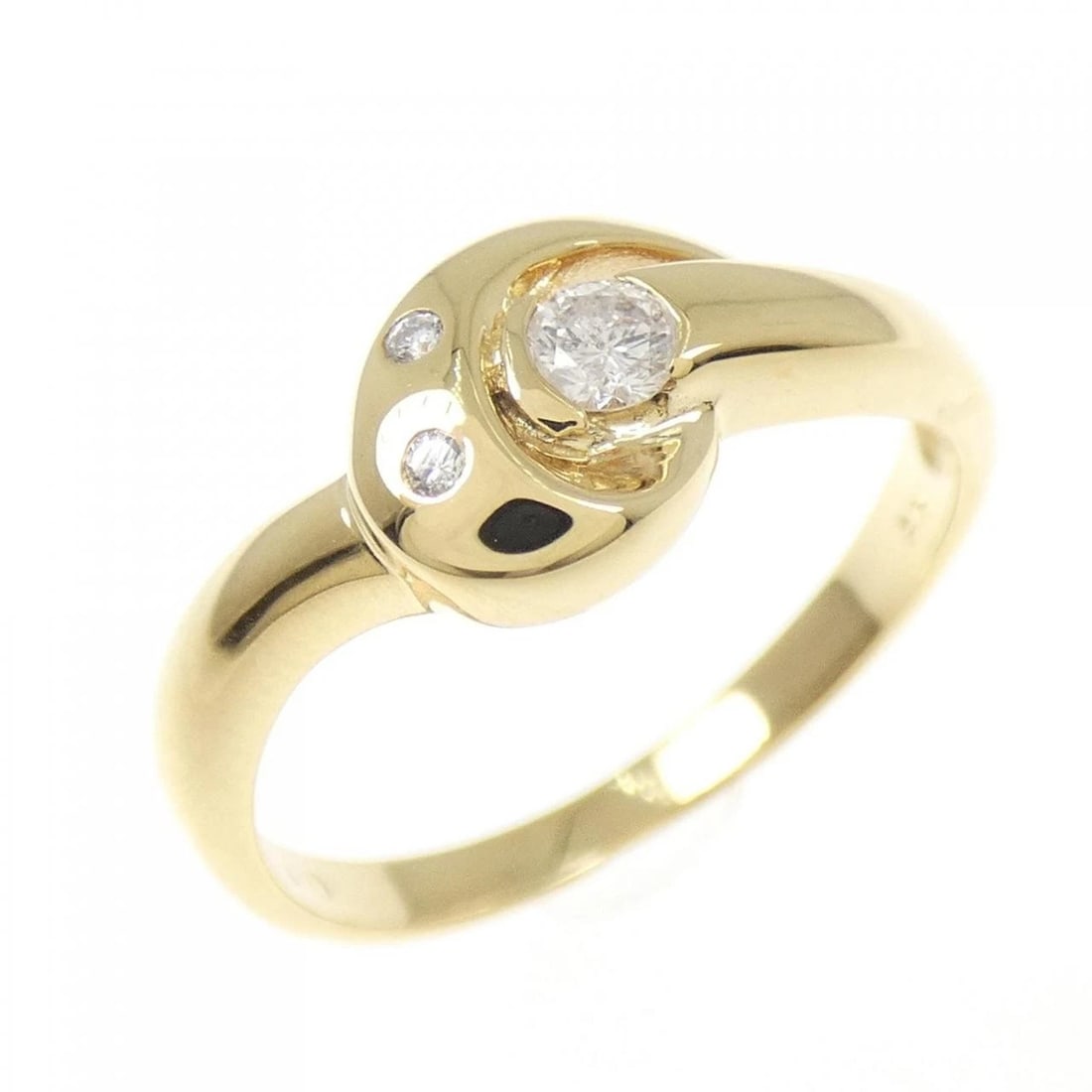 K18YG DIAMOND RING: K18YG Diamond Ring Brand: Unbranded Type: Diamond Ring Material: K18YG, Main Stone/Creation Natural Color: Yellow Gold Size: US5 3/4 Accessories: None Accessories Notice: When purchasing pre-owned