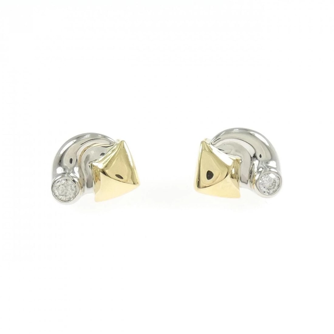 PT850/K18 DIAMOND PIERCE: PT850/K18 Diamond Pierce Brand: Unbranded Type: Diamond Pierce/Earring Material: PT850/K18, Main Stone/Creation Natural Color: Silver Size: Actual Size Approx. height x width: 10.3mm x 11.1mm