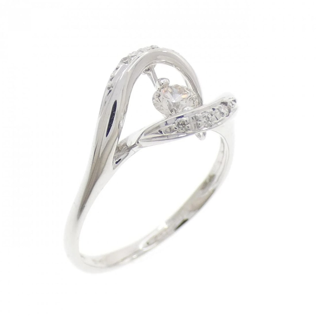 K18WG DIAMOND RING: K18WG Diamond Ring Brand: Unbranded Type: Diamond Ring Material: K18WG, Main Stone/Creation Natural Color: white gold Size: US6 Accessories: None Accessories Notice: When purchasing pre-owned goods,