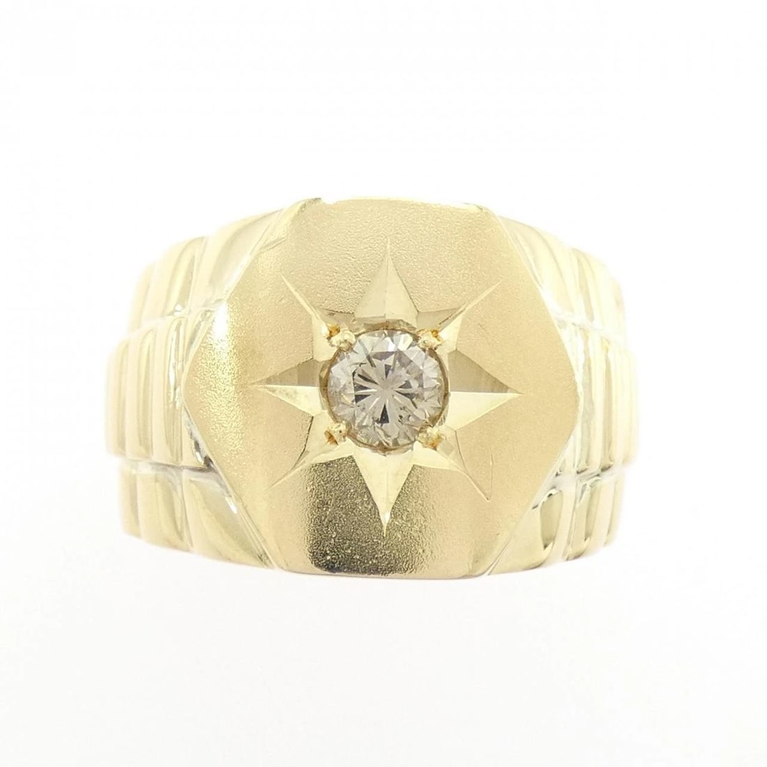K18YG DIAMOND RING: K18YG Diamond Ring Brand: Unbranded Type: Diamond Ring Material: K18YG, Main Stone/Creation Natural Color: Yellow gold Size: US9 1/2 Accessories: None Accessories Notice: When purchasing pre-owned