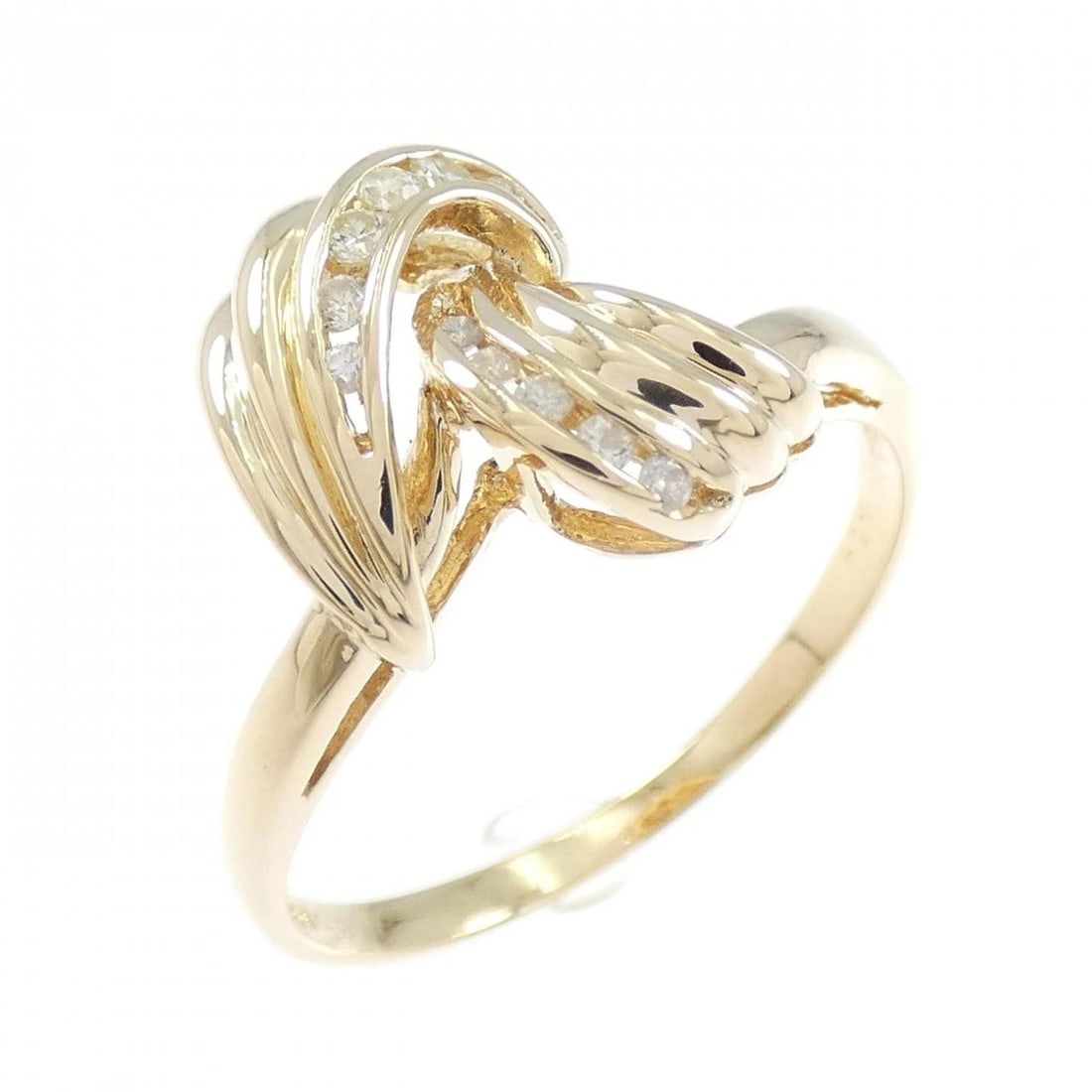 K18YG DIAMOND RING: K18YG Diamond Ring Brand: Unbranded Type: Diamond Ring Material: K18YG, Main Stone/Creation Natural Color: Yellow gold Size: US7 3/4 Accessories: None Accessories Notice: When purchasing pre-owned