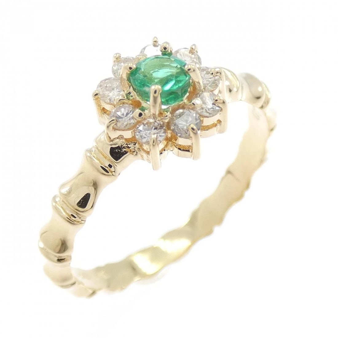 750YG EMERALD RING: 750YG Emerald Ring Brand: Unbranded Type: Emerald Ring Material: 750YG, Main Stone/Creation EmeraldSecondary Stone Diamond Color: Yellow gold Size: US6 1/2 Accessories: None Accessories Notice: When