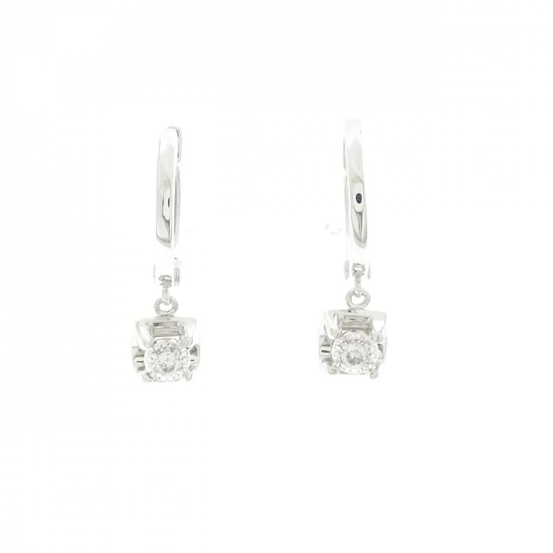 750WG DIAMOND PIERCE: 750WG Diamond Pierce Brand: Unbranded Type: Diamond Pierce/Earring Material: K18WG, Main Stone/Creation Natural Color: White gold Size: Actual Size Approx. height x width: 19.5mm x 5.4mm Accessories: