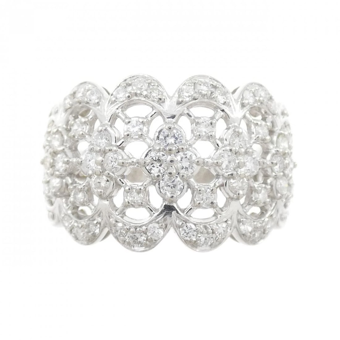 PT900 DIAMOND RING: PT900 Diamond Ring Brand: Unbranded Type: Diamond Ring Material: PT900, Main Stone/Creation Natural Color: Silver Size: US6 1/4 Accessories: None Accessories Notice: When purchasing pre-owned goods,