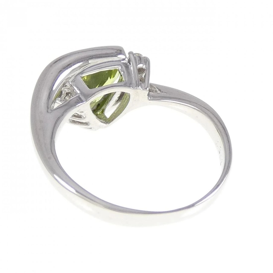 K18WG PERIDOT RING - 2