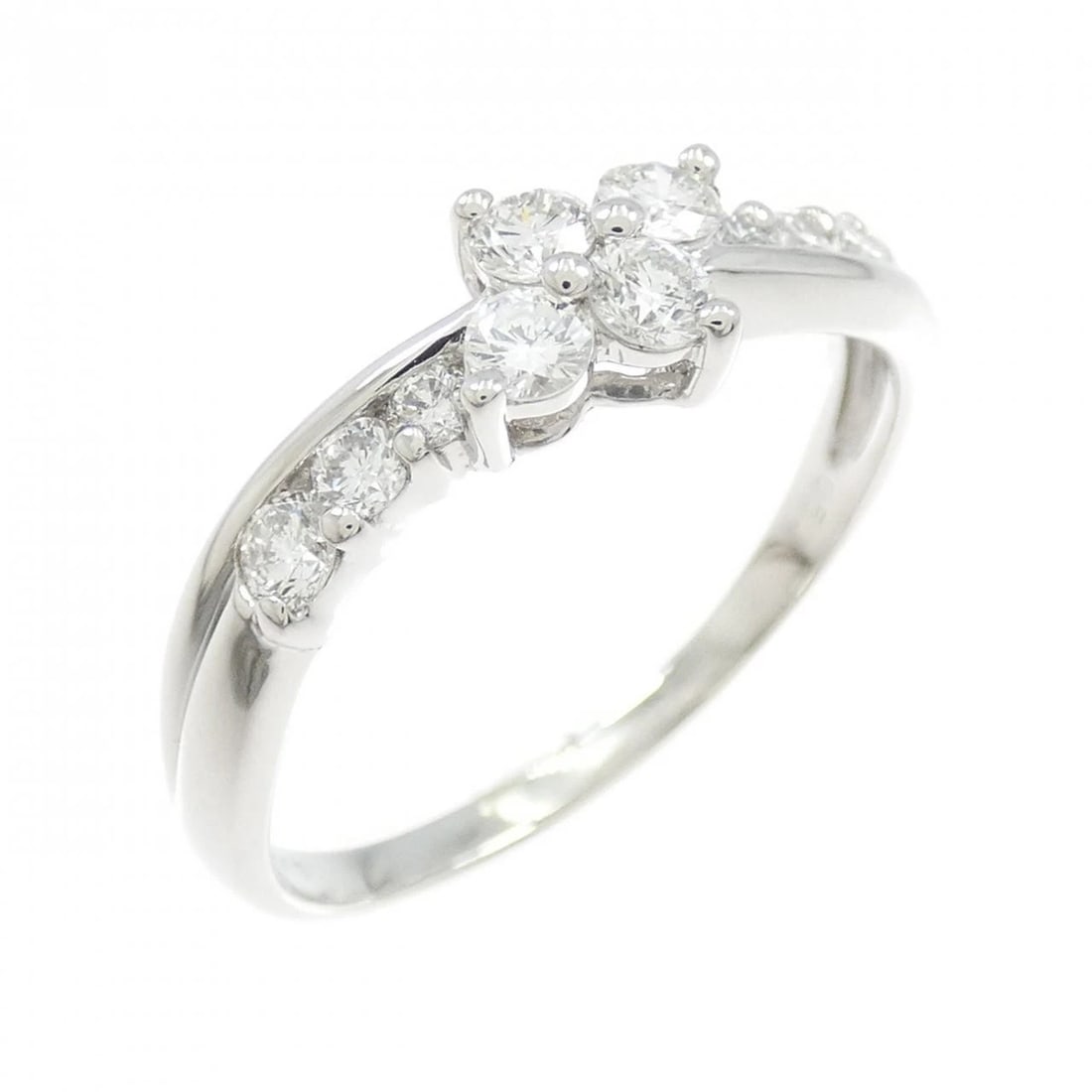 PT900 DIAMOND RING: PT900 Diamond Ring Brand: Unbranded Type: Diamond Ring Material: PT900, Main Stone/Creation Natural Color: silver Size: US8 1/4 Accessories: None Accessories Notice: When purchasing pre-owned goods,