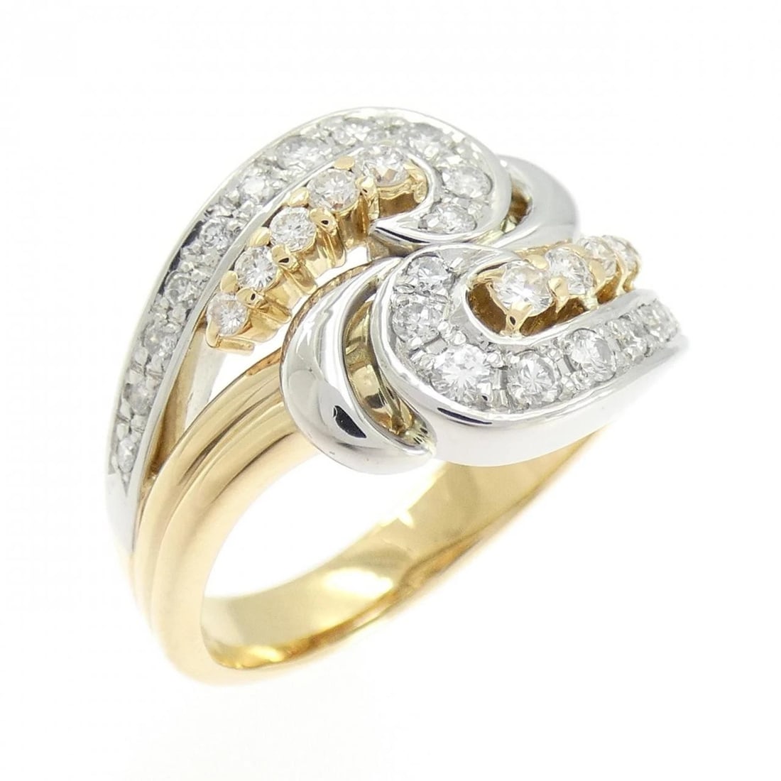 K18YG/PT900 DIAMOND RING: K18YG/PT900 Diamond Ring Brand: Unbranded Type: Diamond Ring Material: K18YG/PT900, Main Stone/Creation Natural Color: YG,Silver Size: US7 1/4 Accessories: None Accessories Notice: When pu