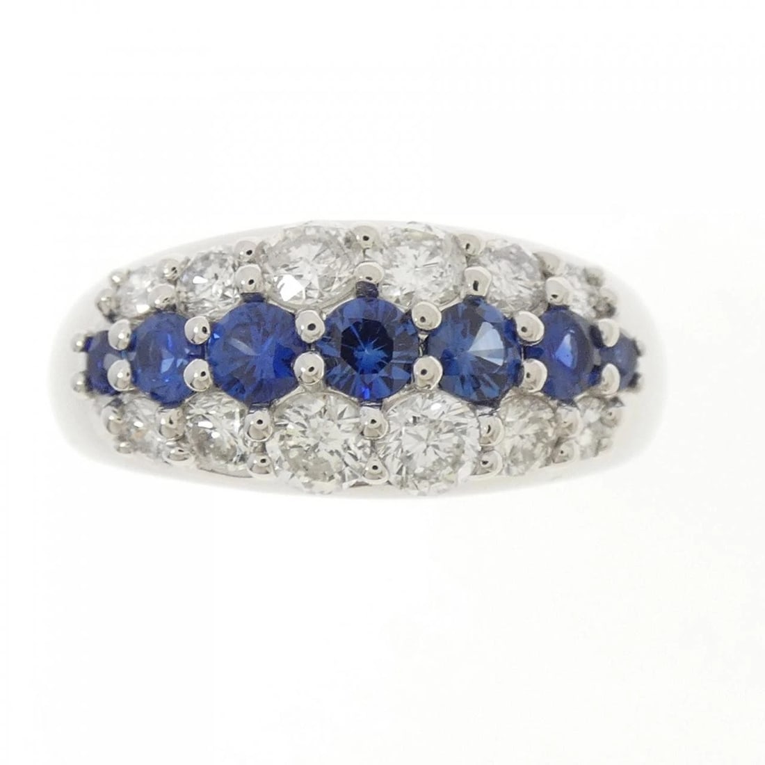 PT900 SAPPHIRE RING: PT900 Sapphire Ring Brand: Unbranded Type: Sapphire Ring Material: PT900, Main Stone/Creation SapphireSecondaryStoneDiamond Color: silver Size: US6 1/4 Accessories: None Accessories Notice: When