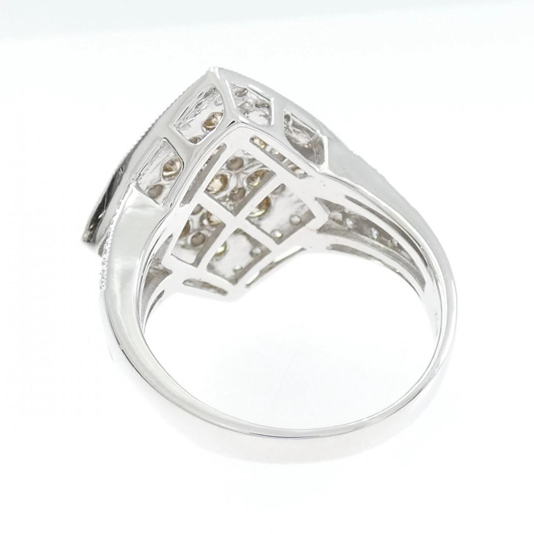 K18WG DIAMOND RING - 3