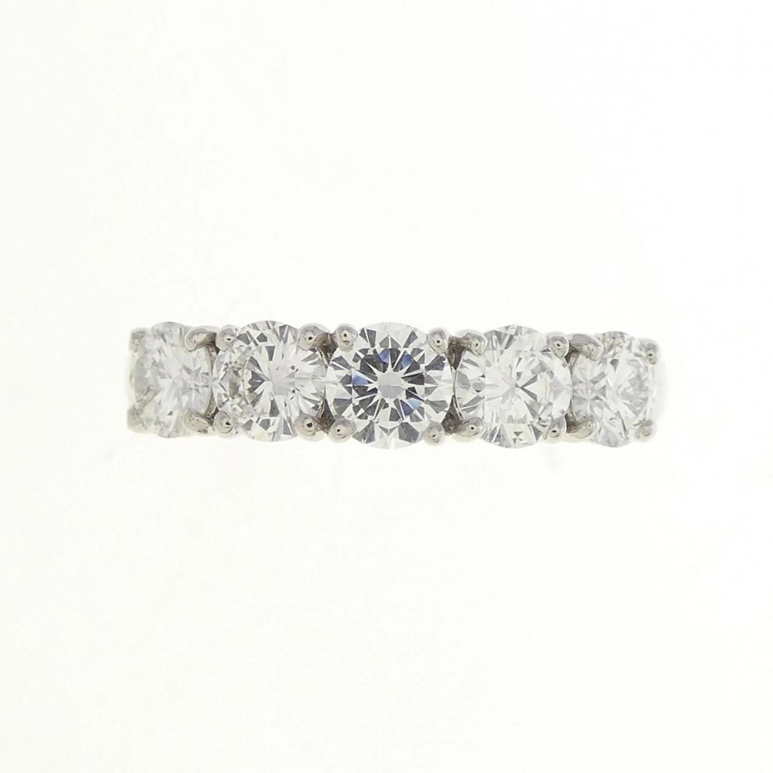 PT DIAMOND RING: PT Diamond Ring Brand: Unbranded Type: Ring Material: PT, Main Stone/Creation Natural Color: silver Size: US5 3/4 Accessories: None Accessories Notice: When purchasing pre-owned goods, please refer