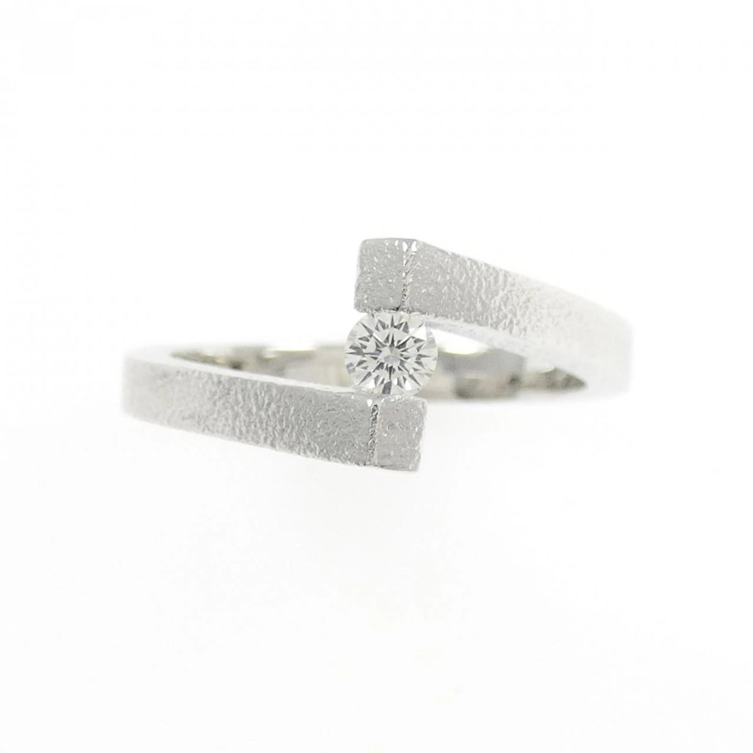 585WG DIAMOND RING - 2