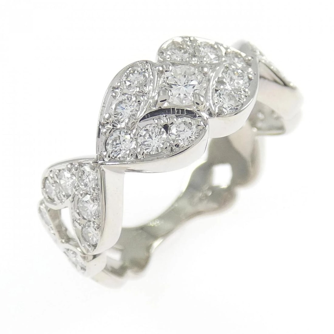 PT900 DIAMOND RING: PT900 Diamond Ring Brand: Unbranded Type: Diamond Ring Material: PT900, Main Stone/Creation Natural Color: silver Size: US7 1/4 Accessories: None Accessories Notice: When purchasing pre-ow