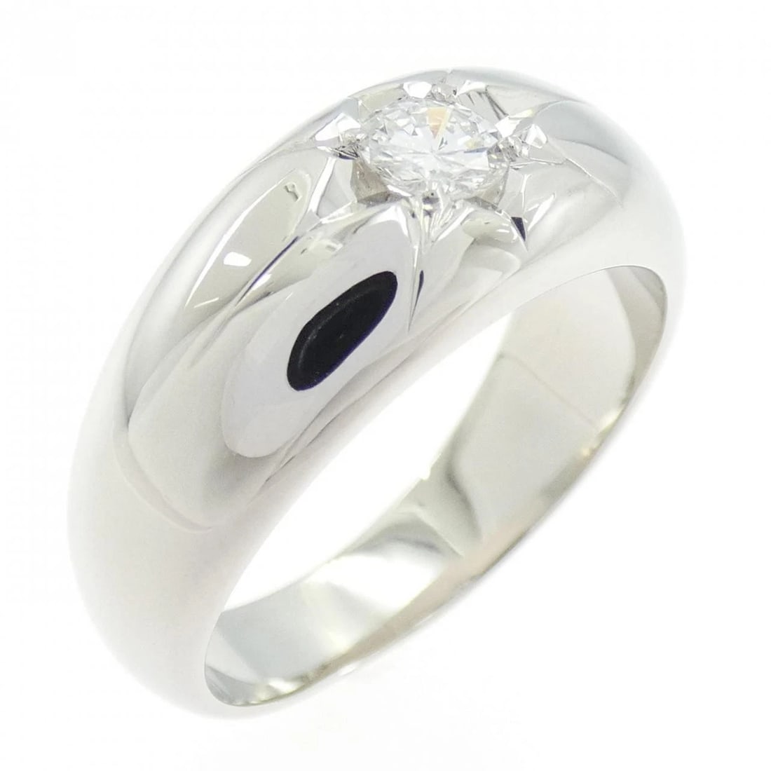 PT900 DIAMOND RING: PT900 Diamond Ring Brand: Unbranded Type: Diamond ring Material: PT900, Main Stone/Creation Natural Color: silver Size: US9.75 Accessories: None Accessories Notice: When purchasing pre-own