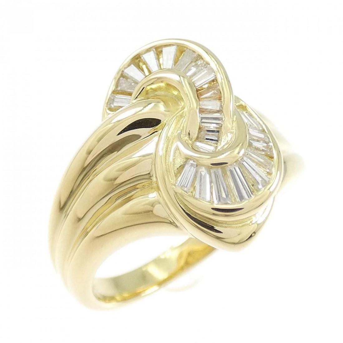 K18YG DIAMOND RING: K18YG Diamond Ring Brand: Unbranded Type: Diamond Ring Material: K18YG, Main Stone/Creation Natural Color: Yellow gold Size: US5 1/4 Accessories: None Accessories Notice: When purchasing p