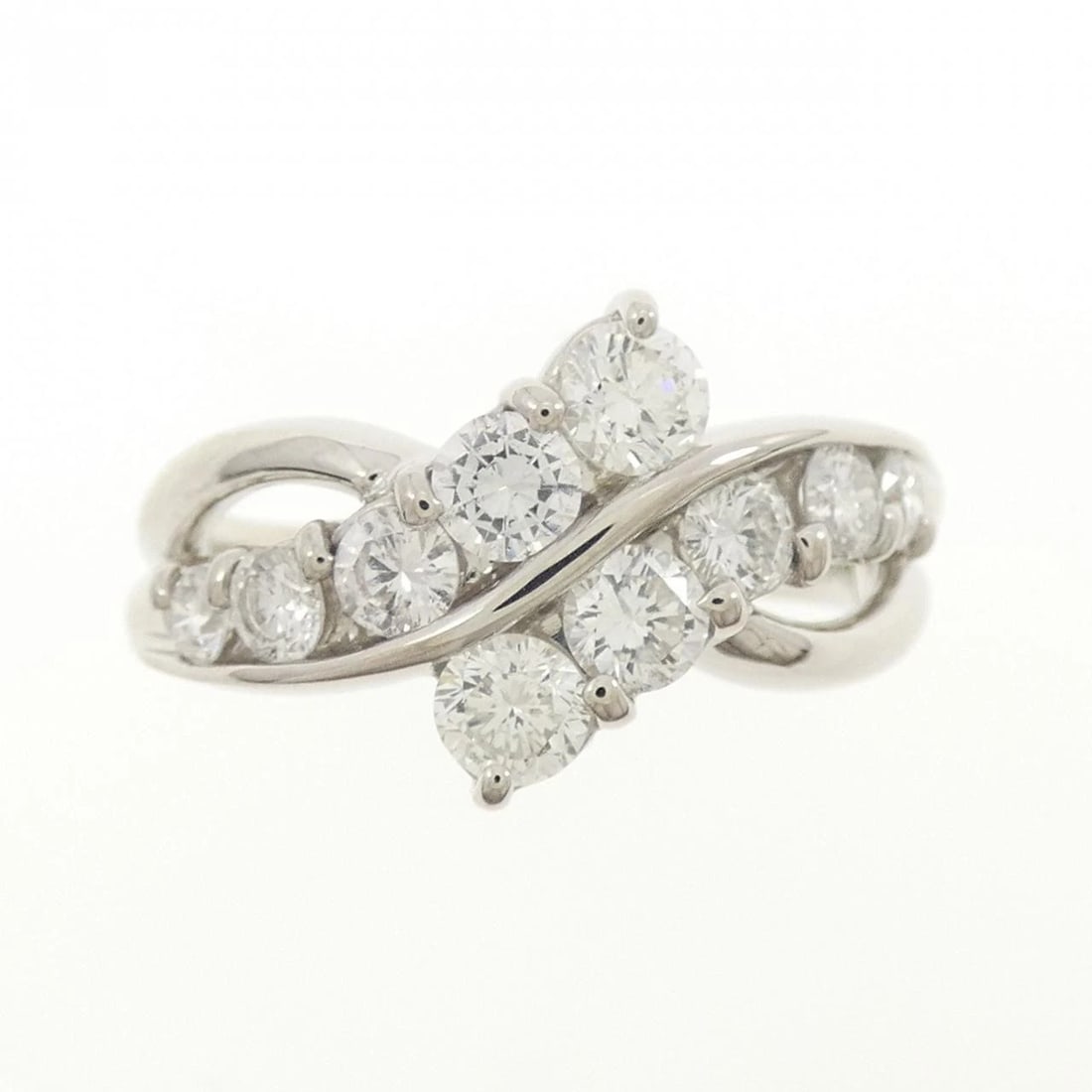 PT1000 DIAMOND RING: PT1000 Diamond Ring Brand: Unbranded Type: Diamond Ring Material: PT1000, Main Stone/Creation natural Color: silver Size: US6 Accessories: None Accessories Notice: When purchasing pre-owned goods,