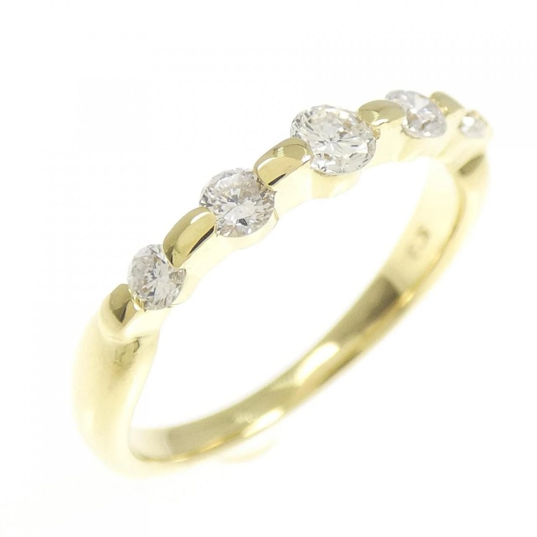 K18YG DIAMOND RING: K18YG Diamond Ring Brand: Unbranded Type: Diamond Ring Material: K18YG, Main Stone/Creation Natural Color: Yellow gold Size: US5 3/4 Accessories: None Accessories Notice: When purchasing pre-owned
