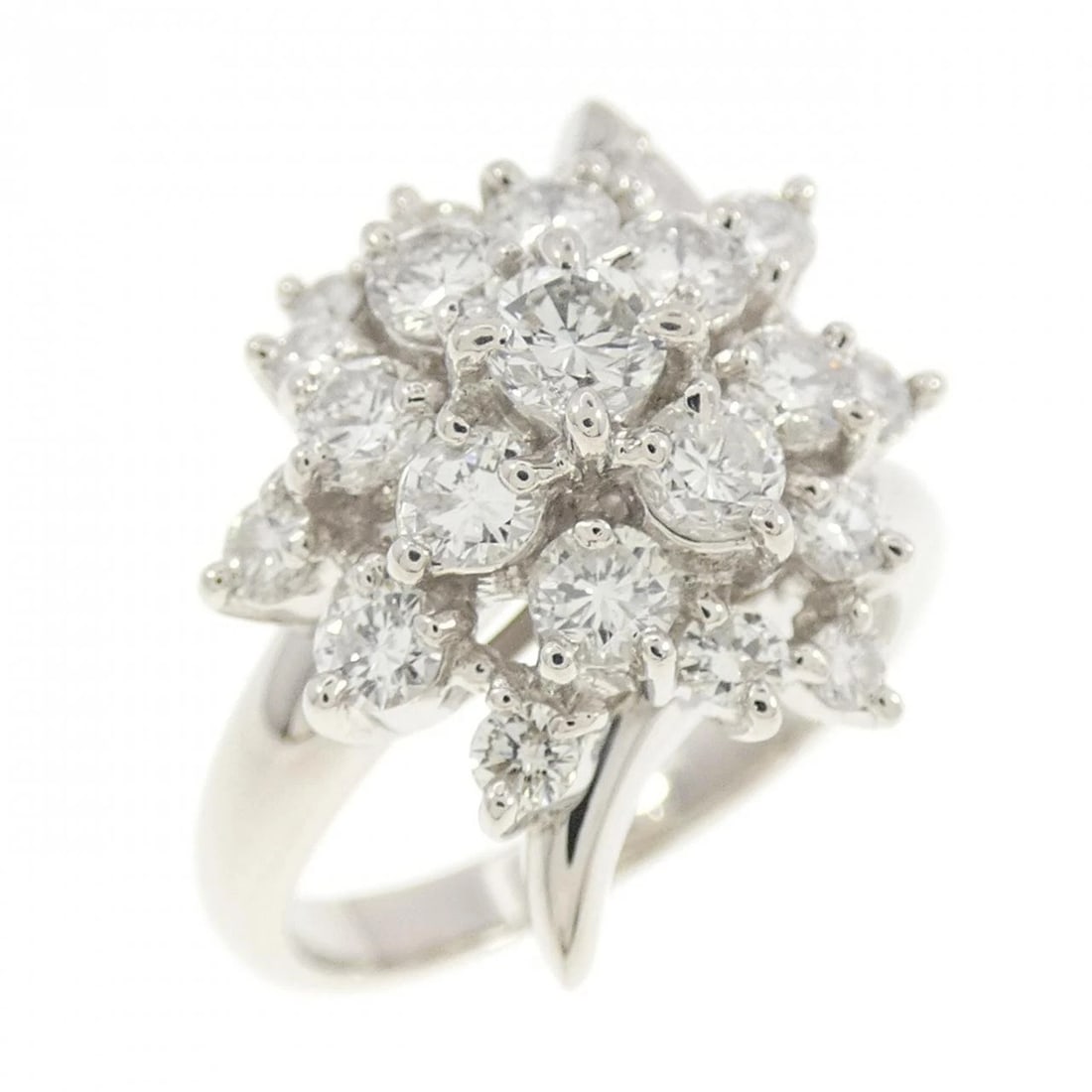 PT DIAMOND RING: PT Diamond Ring Brand: Unbranded Type: Diamond ring Material: PT, Main Stone/Creation Natural Color: Silver Size: US5 Accessories: None Accessories Notice: When purchasing pre-owned goods, please