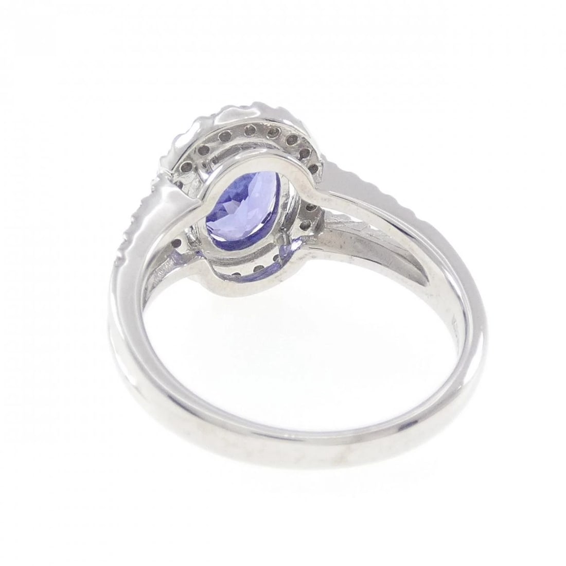 K18WG TANZANITE RING - 2