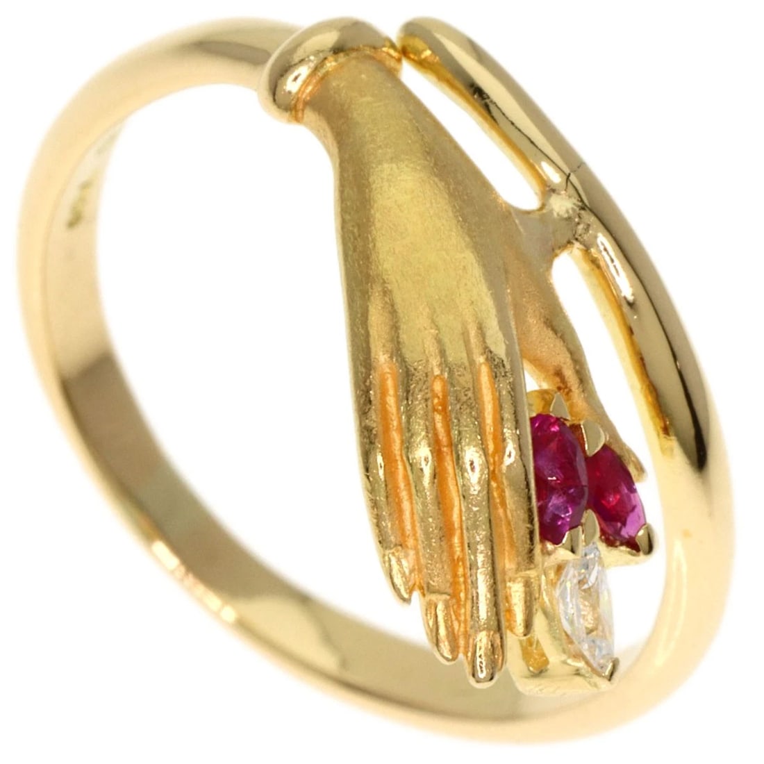 CARRERA Y CARRERA RUBY DIAMOND RING: Carrera y Carrera Ruby Diamond Ring Brand: Carrera y Carrera Type: Ring Material: K18 Yellow Gold, Main Stone/Creation Natural Color: Exterior Color Gold Size: 4.75 (US) Accessories: None Accessories