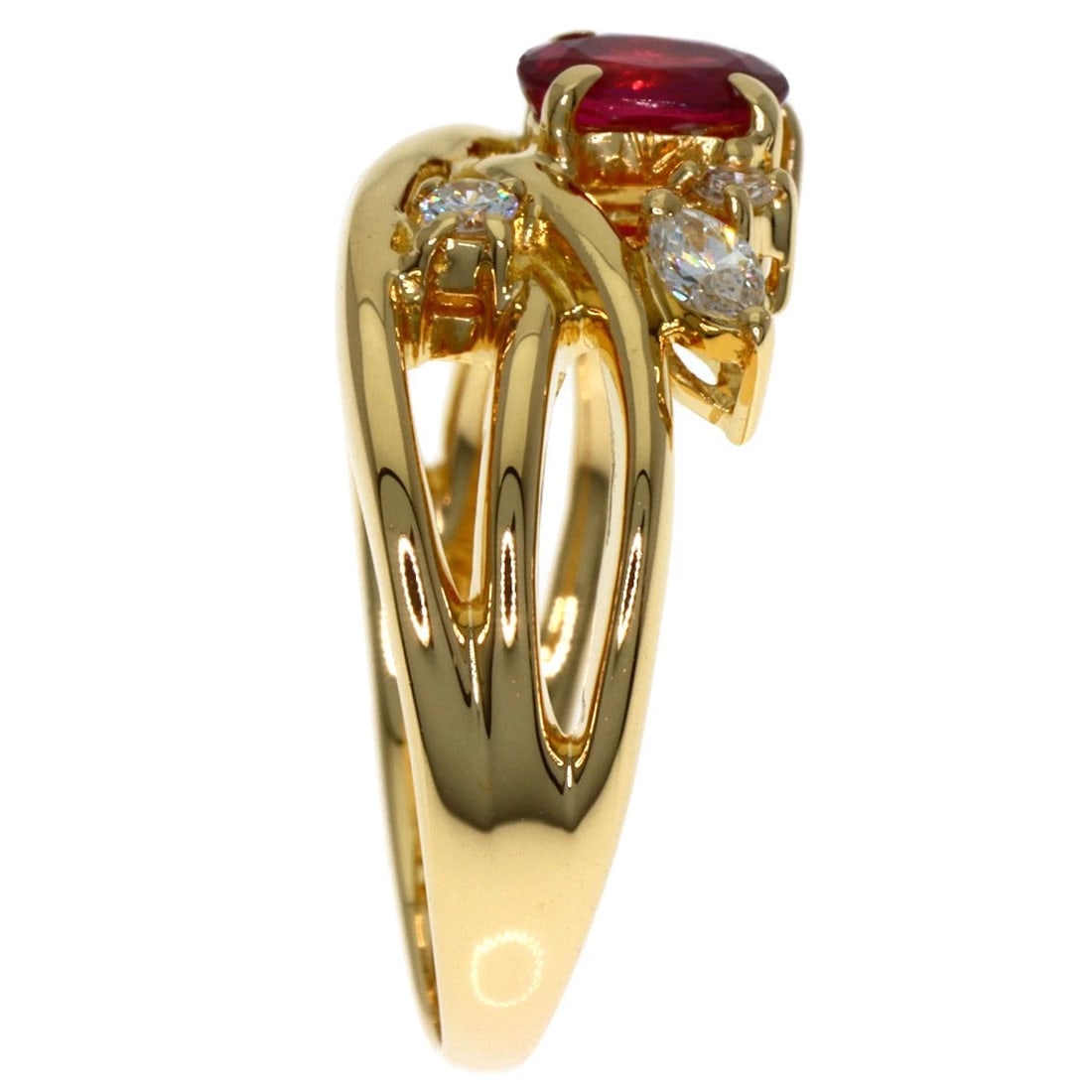 TASAKI RUBY DIAMOND RING K18 YELLOW GOLD: TASAKI Ruby Diamond Ring K18 Yellow Gold Brand: TASAKI Type: Ring Material: K18 Yellow Gold, Main Stone/Creation Natural Color: Exterior Color Gold Size: 4.75 (US) Accessories: None Accessories