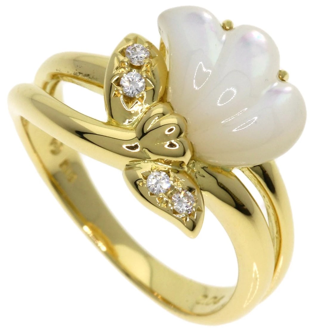 TASAKI WHITE DIAMOND RING: TASAKI White Diamond Ring Brand: TASAKI Type: Ring Material: K18 Yellow Gold, Color: Exterior Color Gold Size: 5.75 (US) Accessories: None Accessories Notice: When purchasing pre-owned goods, please