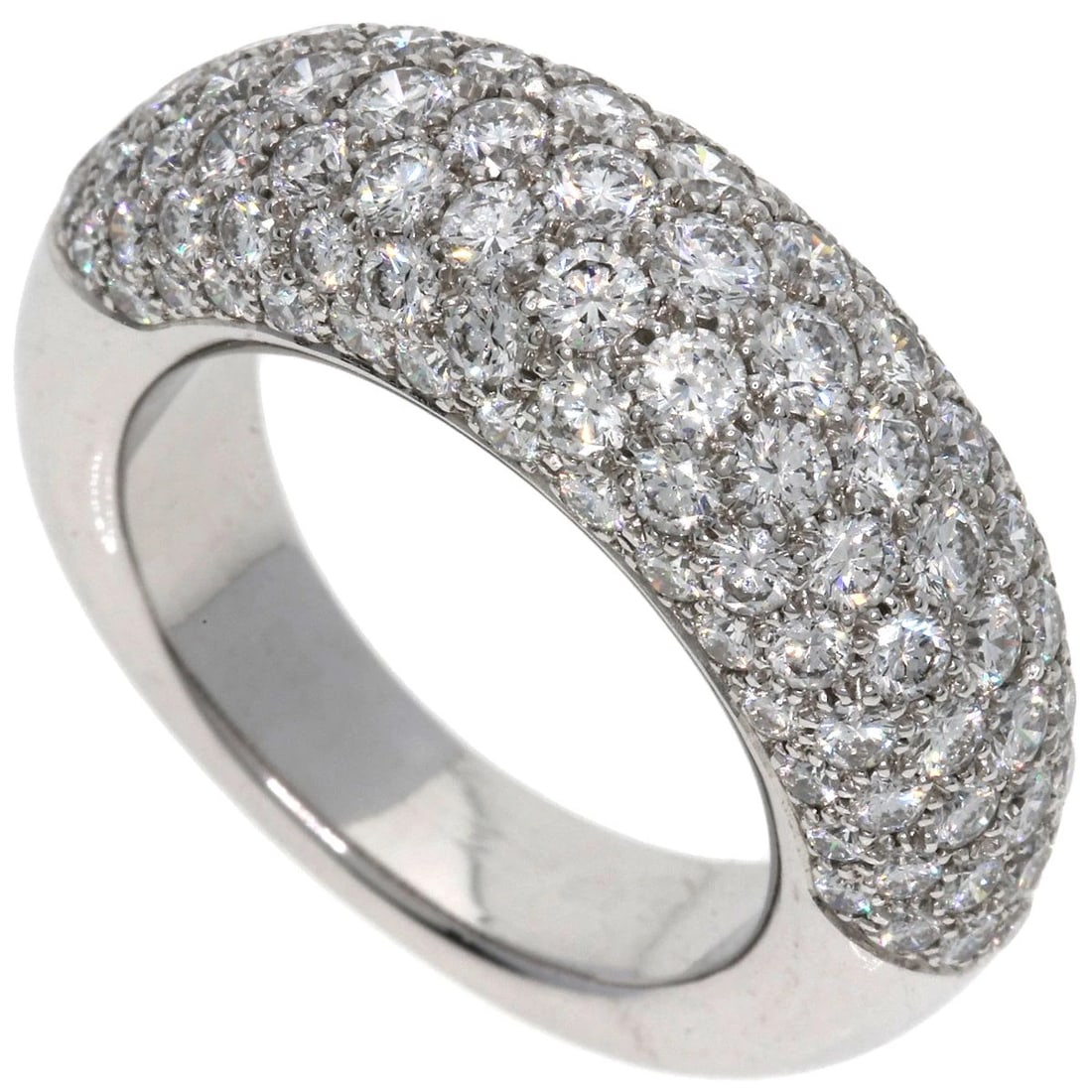 CHAUMET ANNO DIAMOND LARGE RING: Chaumet Anno Diamond Large Ring Brand: Chaumet Type: Ring Material: K18 White Gold, Main Stone/Creation Natural Color: Exterior Color Silver Size: 7.5 (US) Accessories: None Accessories No
