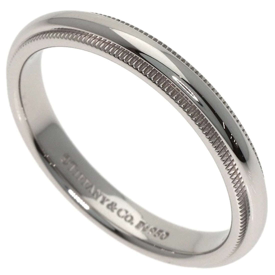 TIFFANY&CO. MILGRAIN RING PLATINUM PT950: TIFFANY&Co. Milgrain Ring Platinum PT950 Brand: TIFFANY&Co. Type: Ring Material: Platinum PT950, Color: Exterior Color Silver Size: 7.75 (US) Accessories: None Accessories Notice: When purchasing