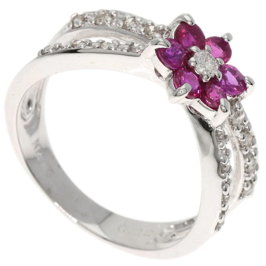 0.22CT FLOWER DIAMOND RUBY RING (1 of 7)