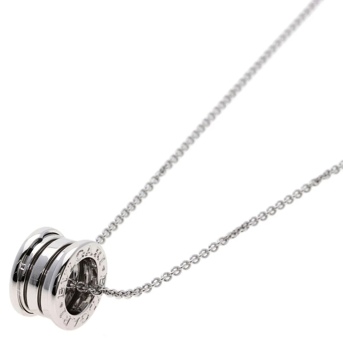BVLGARI B.ZERO1 NECKLACE K18 WHITE GOLD: BVLGARI B.zero1 Necklace K18 White Gold Brand: BVLGARI Type: Necklace Material: K18 White Gold, Color: Exterior Color Silver Size: Chain Length:15.7inch/40cm Chain Width:0.7inch/1.8mm Top Size:0.6inch