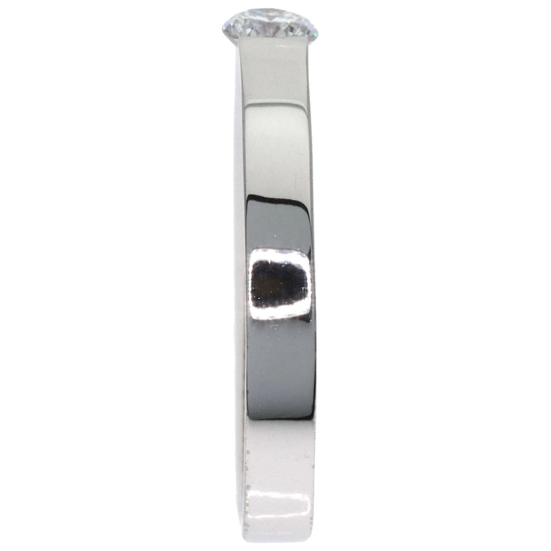 CARTIER DATE WITH DIAMOND RING: CARTIER Date with Diamond Ring Brand: CARTIER Type: Ring Material: K18 White Gold, Main Stone/Creation Natural Color: Exterior Color Silver Size: 5.25 (US) Accessories: None Accessories No
