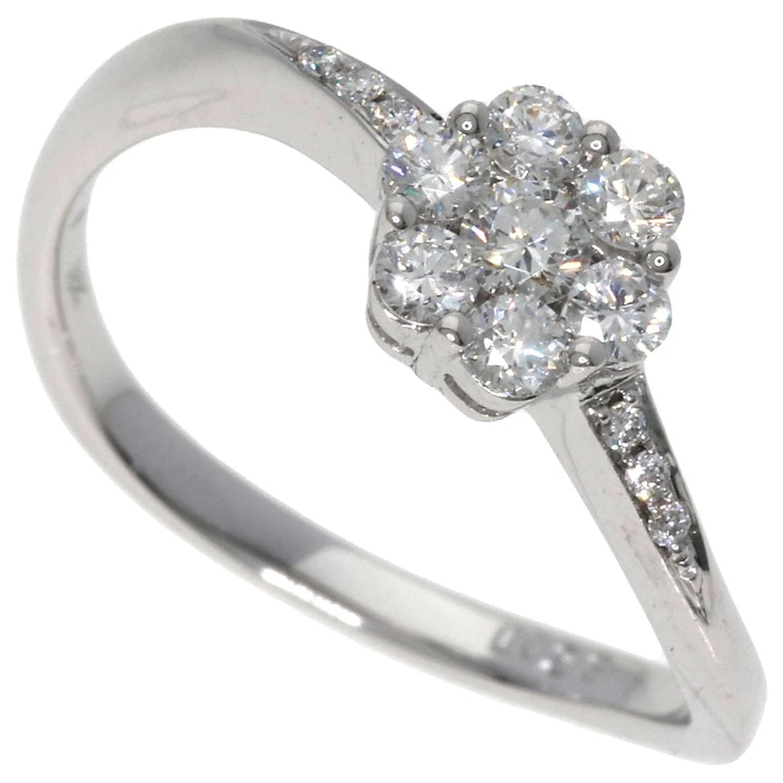 PONTE VECCHIO FLOWER MOTIF RING K18 WHITE GOLD: Ponte Vecchio Flower motif Ring K18 White Gold Brand: Ponte Vecchio Type: Ring Material: K18 White Gold, Main Stone/Creation Natural Color: Exterior Color Silver Size: 5 (US) Accessories: None