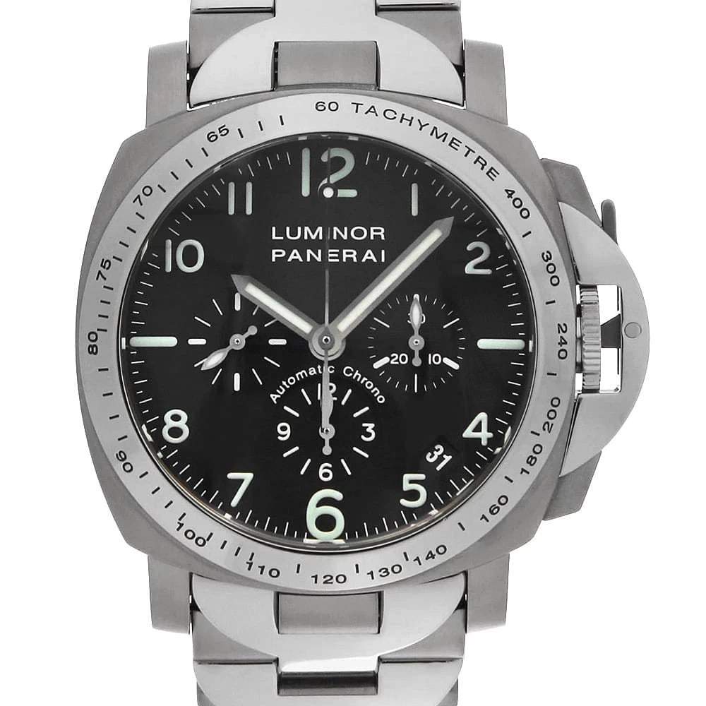 PANERAI LUMINOR CHRONOGRAPH WATCH: PANERAI Luminor Chronograph Watch Brand: PANERAI Type: Wrist watch Material: Band Material Stainless Steel / Titanium, Case Material Stainless Steel / Titanium Color: Dial Colour Black Size: Case:W40m