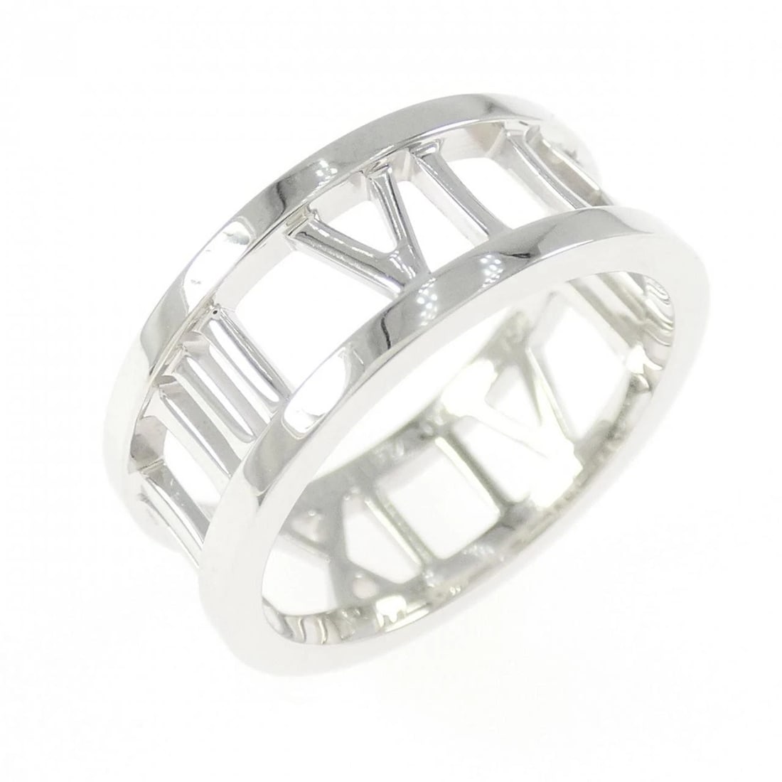 TIFFANY&CO. ATLAS RING: TIFFANY&Co. Atlas Ring Brand: TIFFANY&Co. Type: TIFFANY & Co. Ring Material: 750 white gold, Color: white gold Size: US4 1/4 Accessories: None Accessories Notice: When purchasing pre-owned goods,