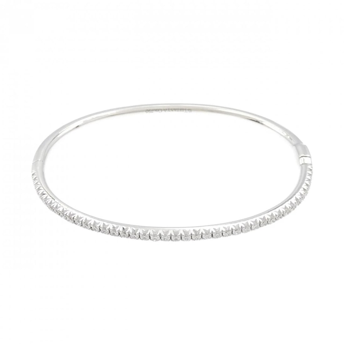 TIFFANY & CO. METRO HINGE BANGLE: TIFFANY & Co. Metro Hinge Bangle Brand: TIFFANY&Co. Type: TIFFANY & Co. Bracelet Material: 750 white gold, Color: white gold Size: Actual Size Max width approx: 2.1mm Size 15.5cm Accessories: None
