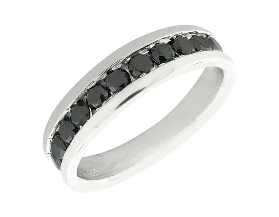 10K WHITE GOLD COMFORT FIT TREATED BLACK DIAMOND CHANNEL BAND: 10K White Gold Comfort Fit Treated Black Diamond Channel Band Brand: None Type: Ring Material: 10K White Gold, Main Stone/Creation Natural Color: White Gold Size: 8 US Accessories: None Ac