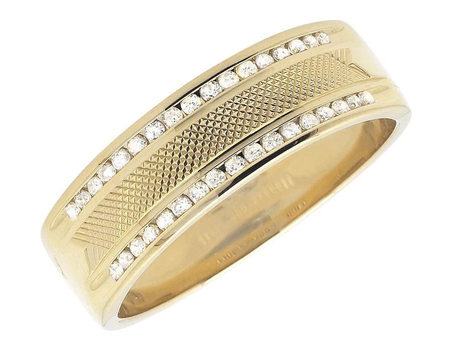 14K YELLOW GOLD DESIGNED CARBON FIBER DIAMOND RING: 14k Yellow Gold Designed Carbon Fiber Diamond Ring Brand: None Type: Ring Material: 14k Yellow Gold, Main Stone/Creation Natural Color: Yellow Gold Size: 10 US Accessories: None Accessorie