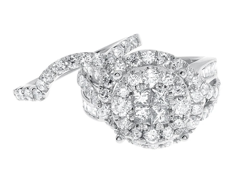14K WHITE GOLD CLUSTER DIAMOND SOLEIL RING: 14k White Gold Cluster Diamond Soleil Ring Brand: None Type: Ring Material: 14k White Gold, Main Stone/Creation Natural Color: White Gold Size: 7 US Accessories: None Accessories Notice: W