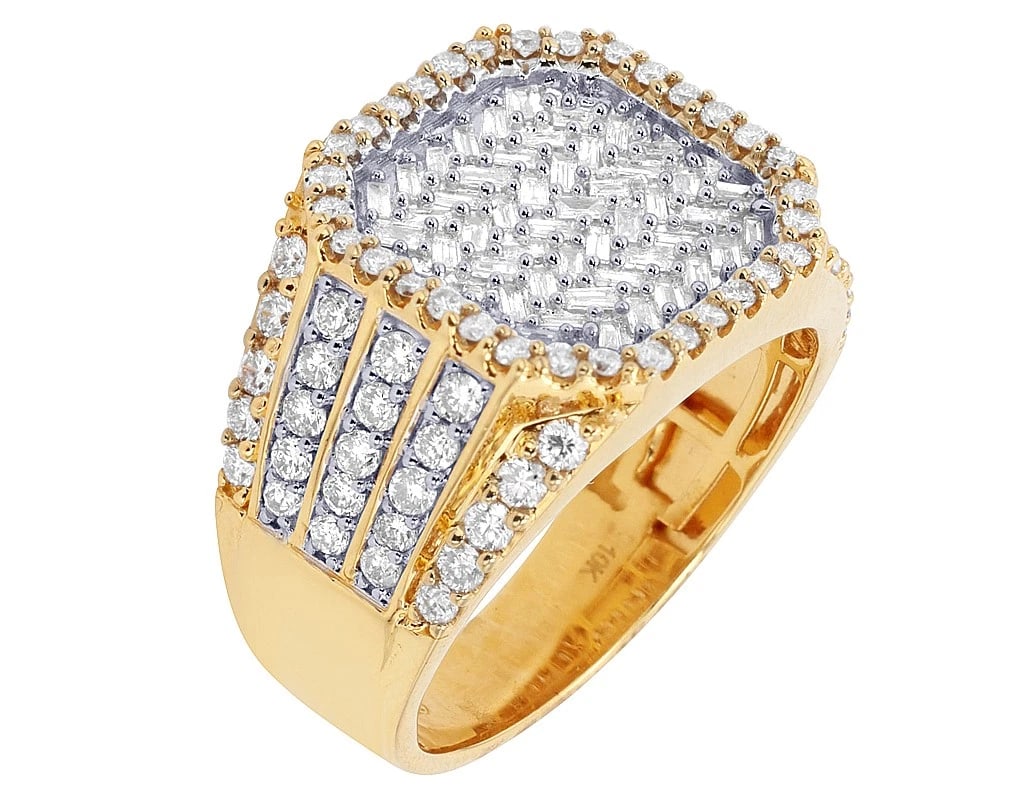 WIDE BAGUETTE DIAMOND CUBAN RING 10K YELLOW GOLD: Wide Baguette Diamond Cuban Ring 10K Yellow Gold Brand: None Type: Ring Material: 10K Yellow Gold, Main Stone/Creation Natural Color: Yellow Gold Size: 10 US Accessories: None Accessories