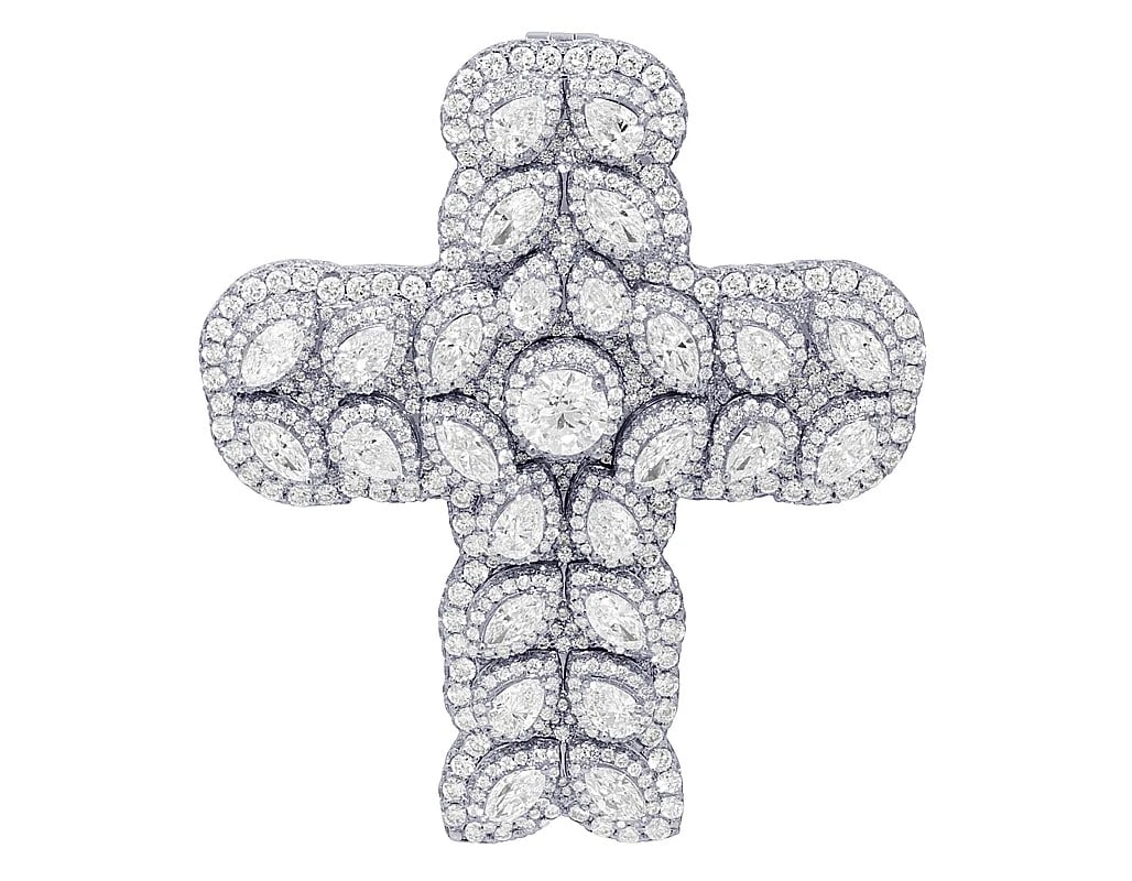 DIAMONDS CROSS PENDANT 14K WHITE GOLD: Diamonds Cross Pendant 14k White Gold Brand: None Type: Pendant Material: 14k White Gold, Main Stone/Creation Natural Color: White Gold Size: Dimension L 2.5" , W 2" Accessories: None Acce