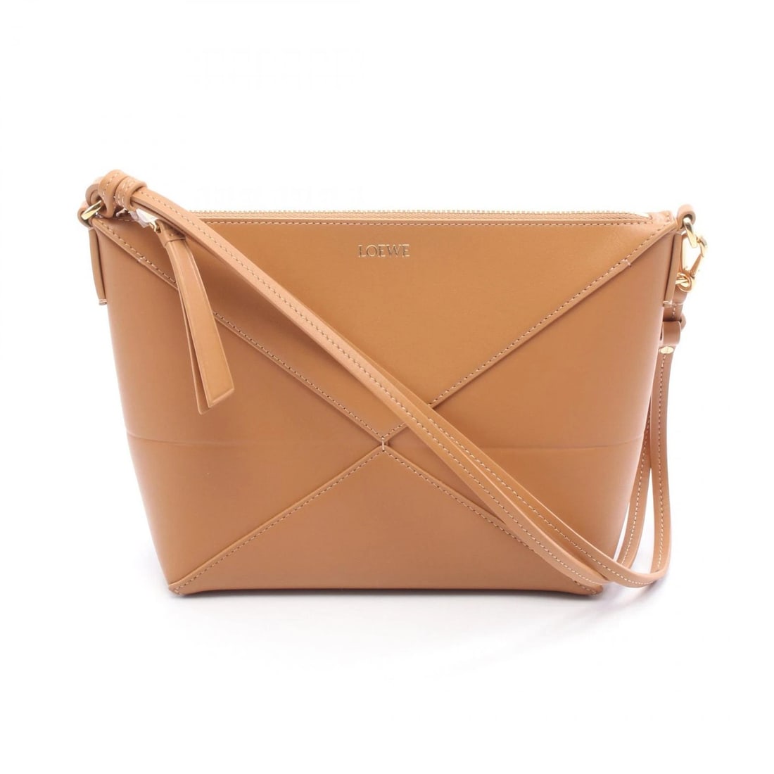 LOEWE PUZZLEFOLD POUCH BUSINESS CLUTCH SHOULDER BAG: LOEWE Puzzlefold Pouch business clutch shoulder bag Brand: LOEWE Type: business bag clutch bag Material: leather Color: Brown??ish colors Size: H:15cm x W:18cm x D:6cm (H:5.9" x W:7.1" x D:2.4") A