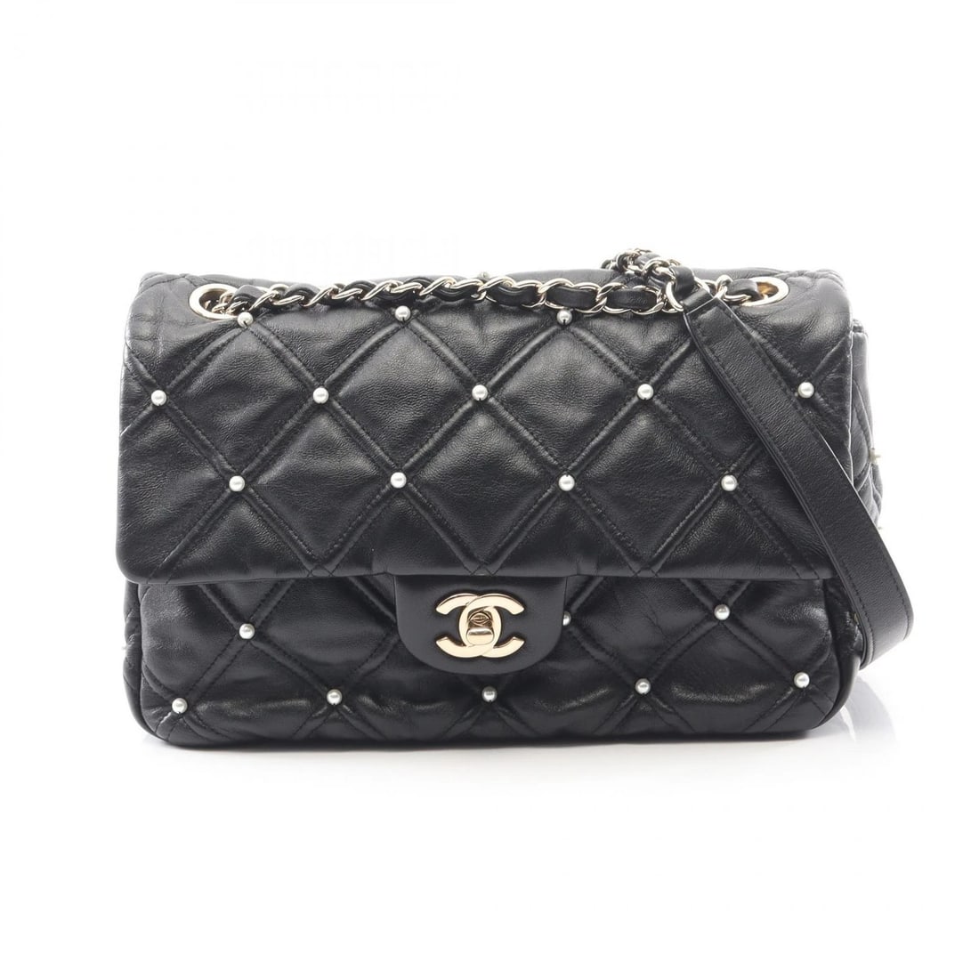 CHANEL MATELASSE ARTIFICIAL PEARL CHAIN SHOULDER BAG: CHANEL Matelasse Artificial pearl chain Shoulder Bag Brand: CHANEL Type: Shoulder Bag Material: Lambskin (sheep leather) Color: Black??ish colors Size: H:17cm x W:24cm x D:8cm (H:6.7" x W:9.4" x