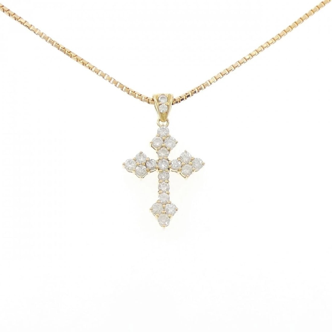 K18YG CROSS DIAMOND NECKLACE: K18YG Cross Diamond Necklace Brand: Unbranded Type: Diamond Necklace Material: K18YG, Main Stone/Creation Natural Color: Yellow gold Size: 60cm Actual Size Pendant length approx. x width approx.:
