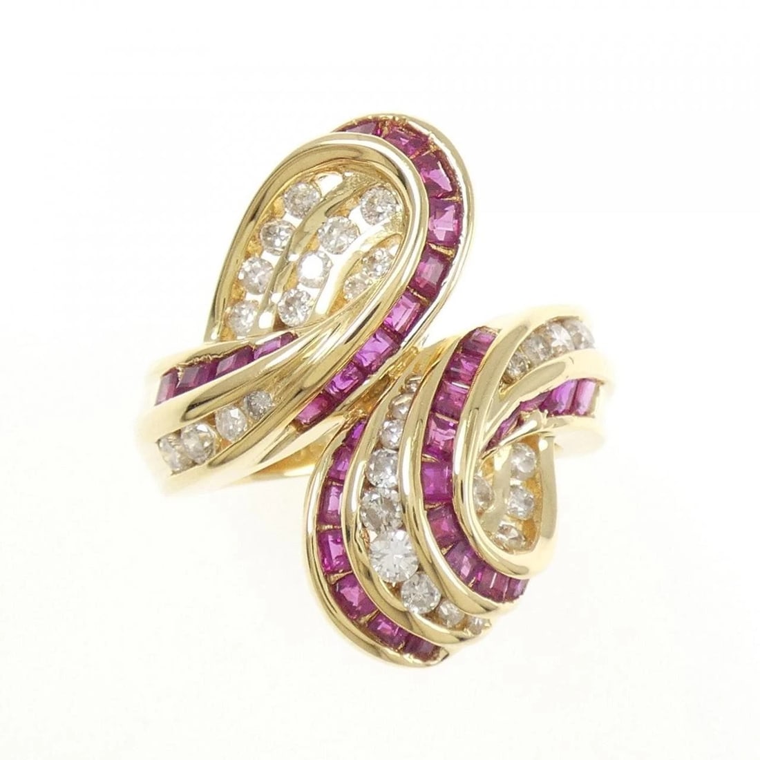 K18YG RUBY RING: K18YG Ruby Ring Brand: Unbranded Type: Ruby Ring Material: K18YG, Main Stone/Creation Ruby Secondary Stone Diamond Color: Yellow gold Size: US6 1/4 Accessories: None Accessories Notice: Wh