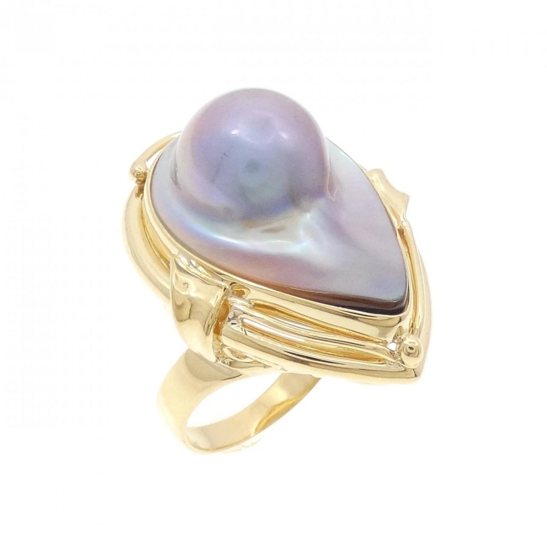 K18YG MABE PEARL RING: K18YG Mabe Pearl Ring Brand: Unbranded Type: Mabe Pearl Ring Material: K18YG, Main Stone/Creation Mabe Pearl Color: Yellow gold Size: US6 1/4 Accessories: None Accessories Notice: When pur