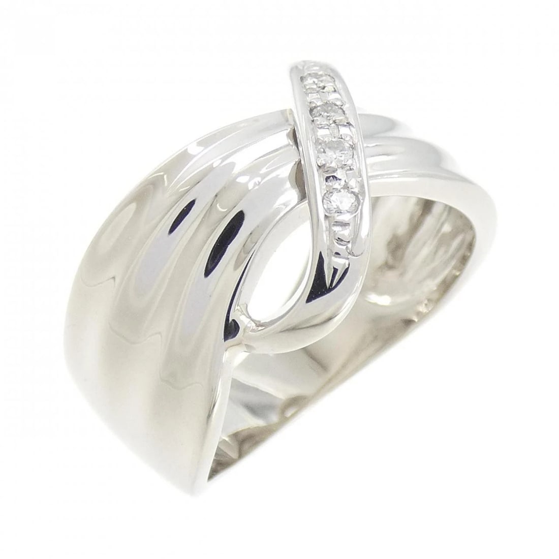 PT900 DIAMOND RING: PT900 Diamond Ring Brand: Unbranded Type: Diamond Ring Material: PT900, Main Stone/Creation Natural Color: Silver Size: US6 1/4 Accessories: None Accessories Notice: When purchasing pre-owned goods,