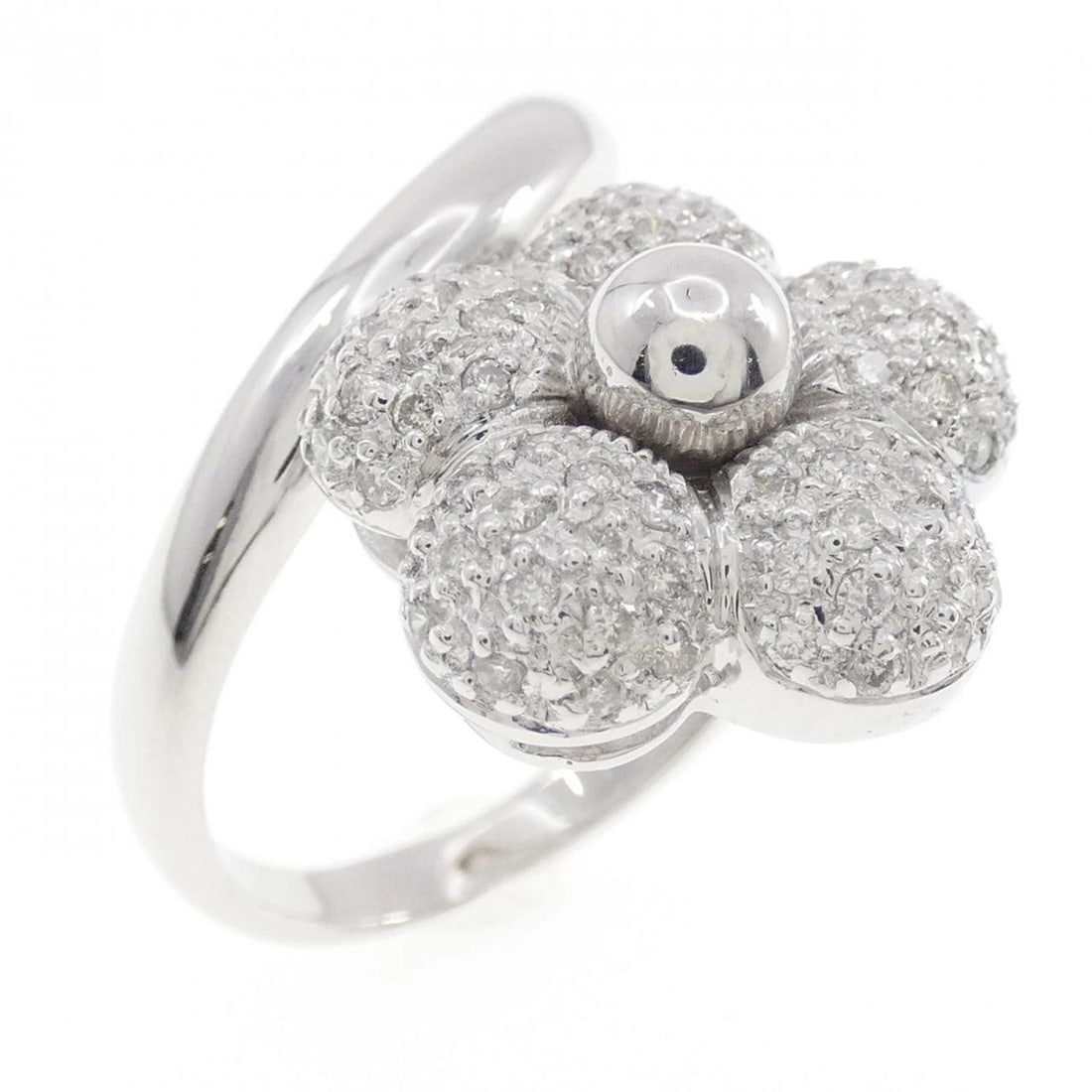 750WG DIAMOND FLOWER RING: 750WG Diamond Flower Ring Brand: Unbranded Type: Diamond ring Material: 750Wg, Main Stone/Creation Natural Color: White Gold Size: US8.5 Accessories: None Accessories Notice: When purchasing